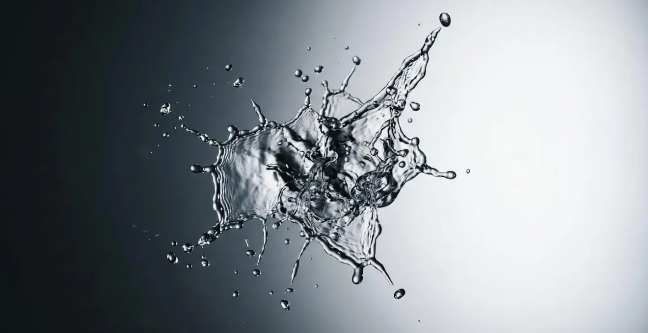 Visualisation métaphorique du cloud bursting avec flux de données s'étendant dynamiquement